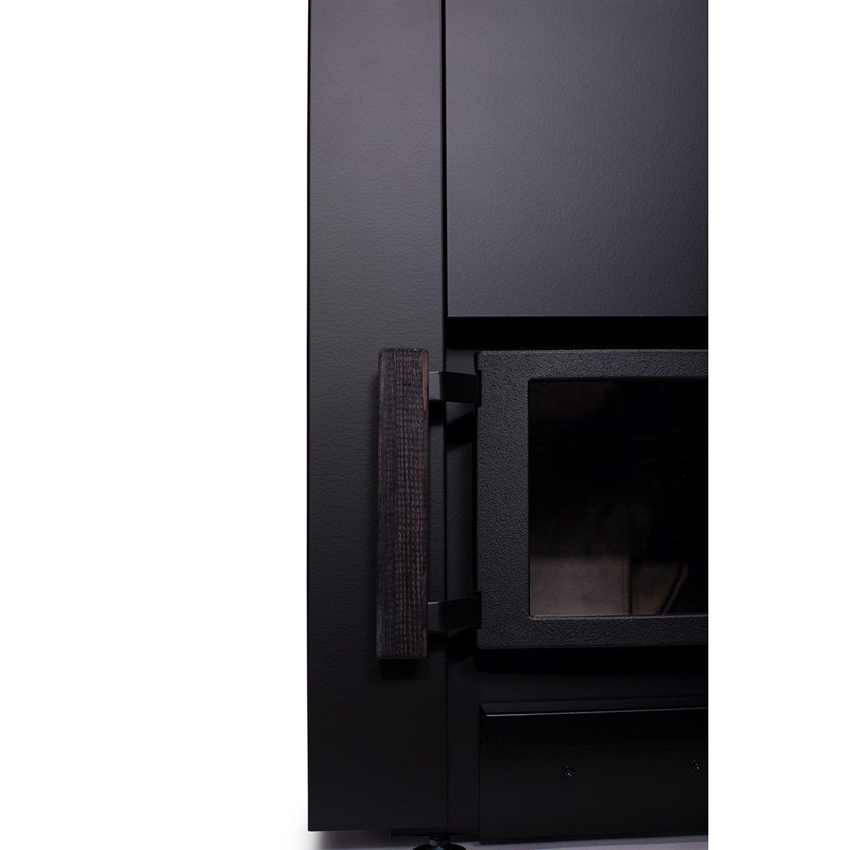 Narvi Kaamos wood stove three-quarter view